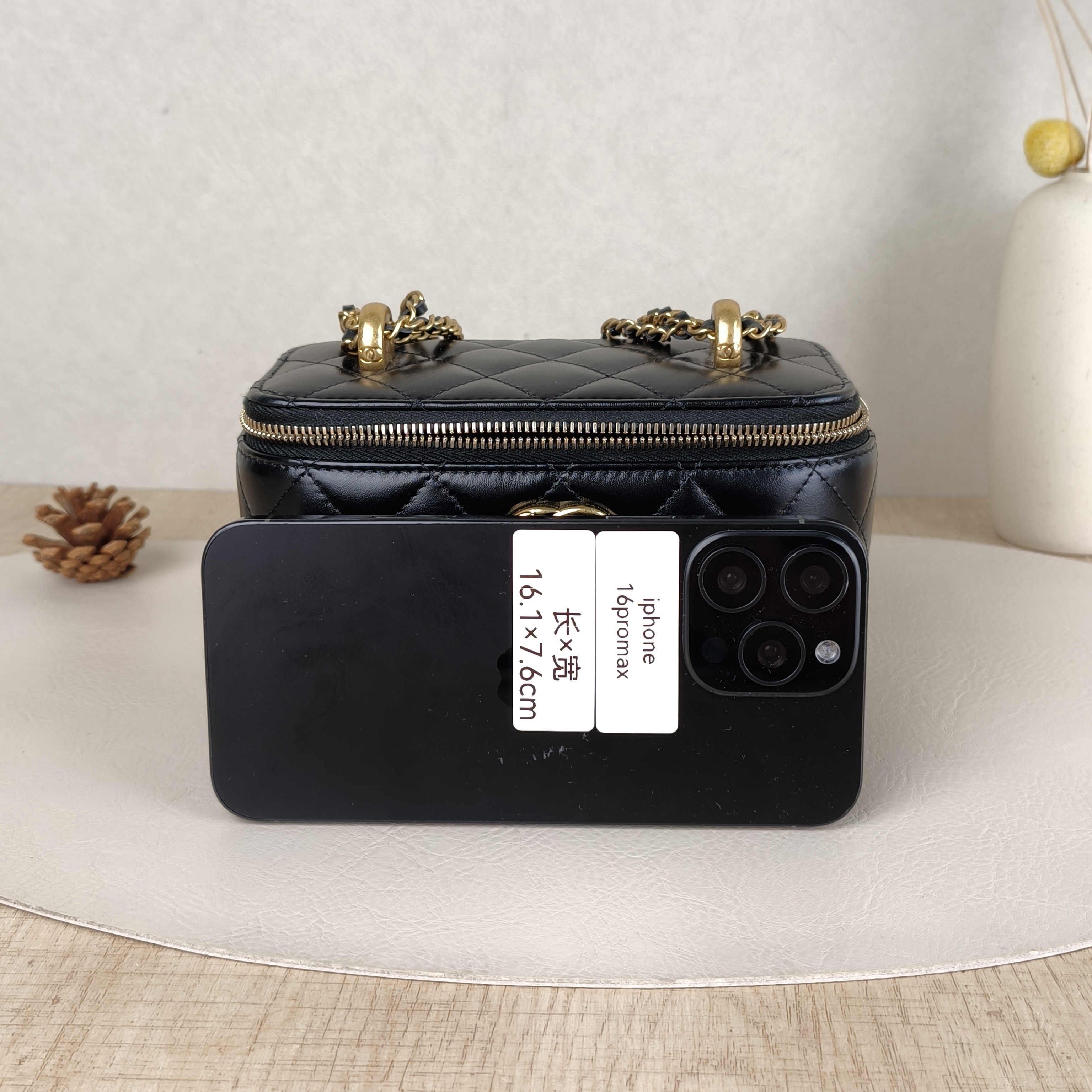 Chanel Crossbody Bag Edition Box Bag Cosmetic Bag Black Calfskin One Size17 × 8 × 9.5 cm — cover view 2 of 6