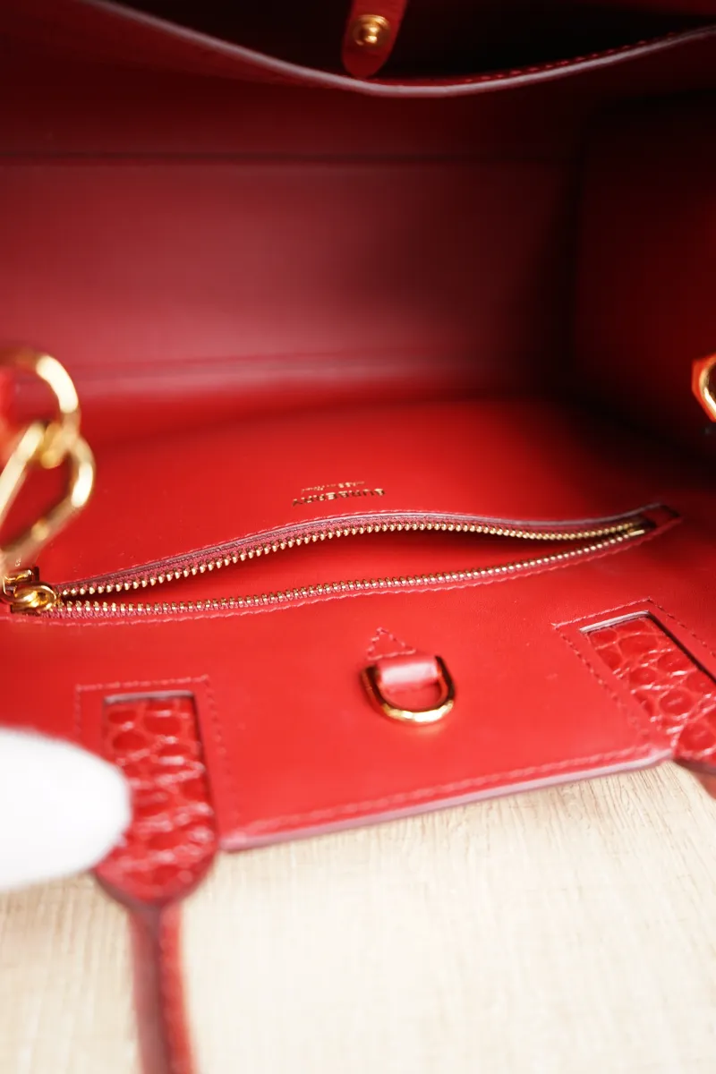 BURBERRY Crossbody Bag Top Handle Crossbody Bag Red Calfskin One Size27 × 11 × 20 cm — detail view 11 of 18