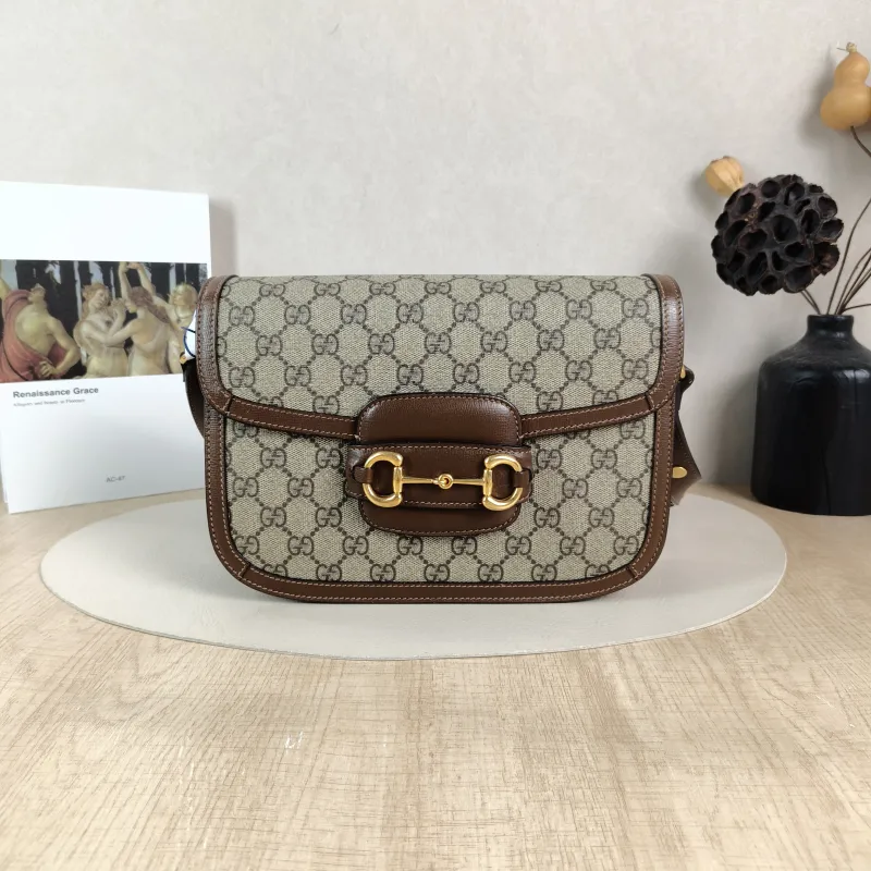 GUCCI Shoulder Bag Horsebit 1955 Horsebit Medium Monogram PVC Medium25 × 8 × 18 cm