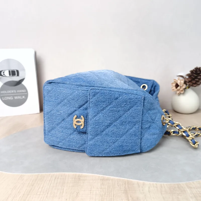 Chanel Shoulder Bag 25Bag Blue Small 26 × 14 × 30 cm — detail view 3 of 12