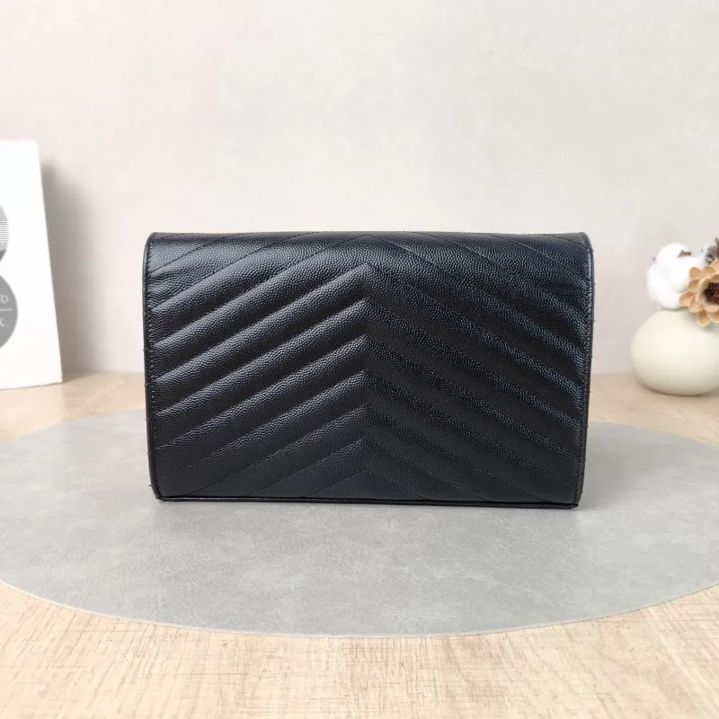 SAINT LAURENT Crossbody Bag CASSANDRE ENVELOPE Black Calfskin One Size22.5 × 4 × 14 cm — cover view 5 of 5