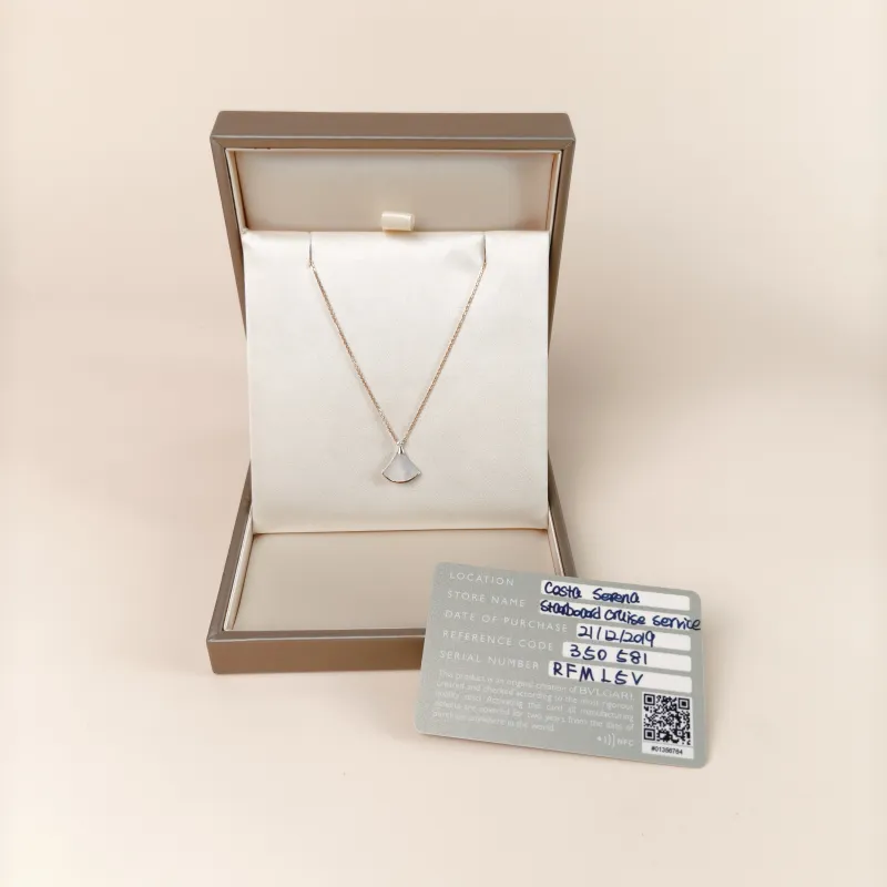 Bvlgari Necklace Divas' Dream White Mother-of-Pearl Diamond18KR ose Gold Small 43cm — cover view 7 of 10