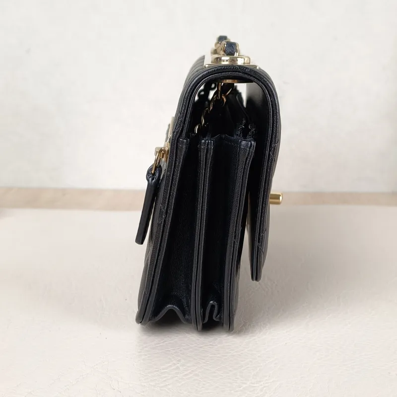 Chanel Crossbody Bag trendy cc woc Black Lambskin Mini 15.5 × 4 × 11 cm 30 — detail view 11 of 14