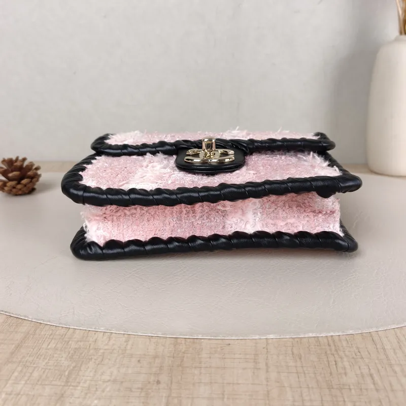 Chanel Crossbody Bag 22c Woven Pink One Size 19 × 5 × 15 cm — cover view 3 of 5