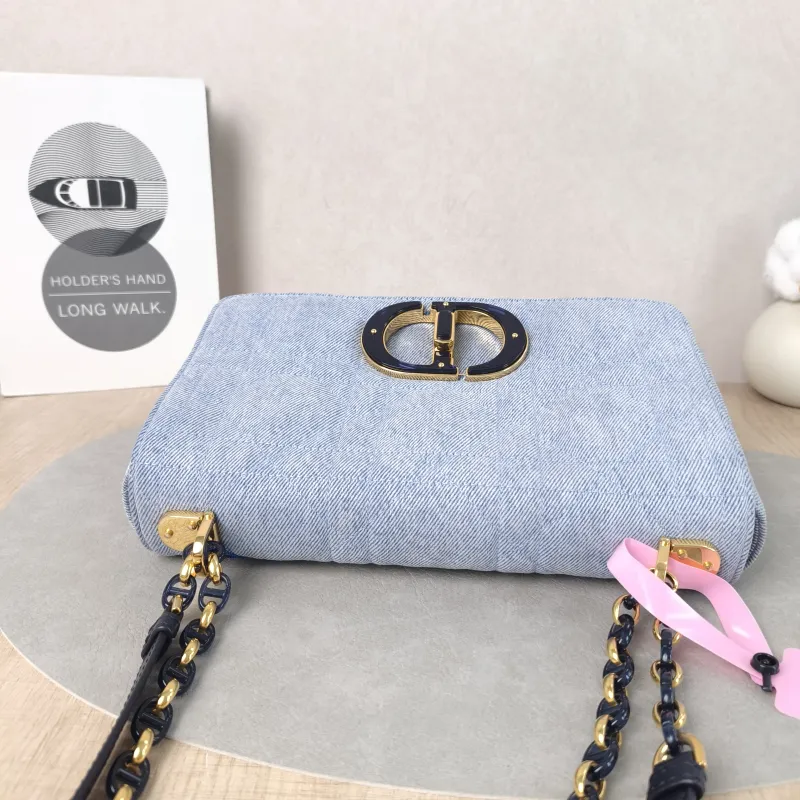 DIOR Crossbody Bag Caro Chain Bag Blue Medium25.5 × 9 × 15.5 cm — detail view 13 of 13