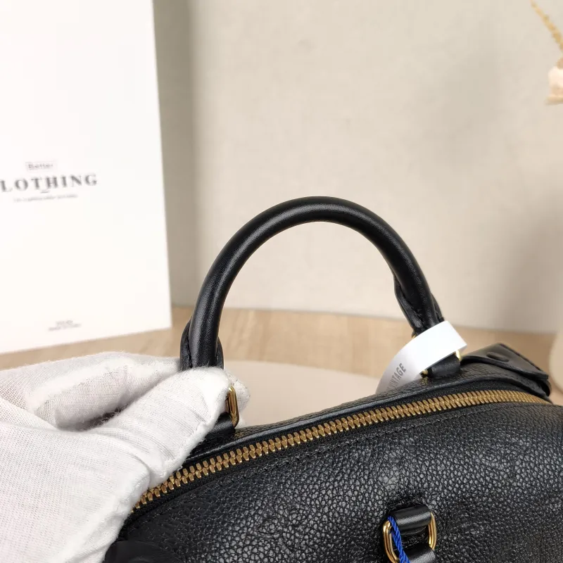 Louis Vuitton Shoulder Bag Petite Malle Souple Box Black Calfskin One Size20 × 7.5 × 14 cm Missing Shoulder Strap — detail view 6 of 14
