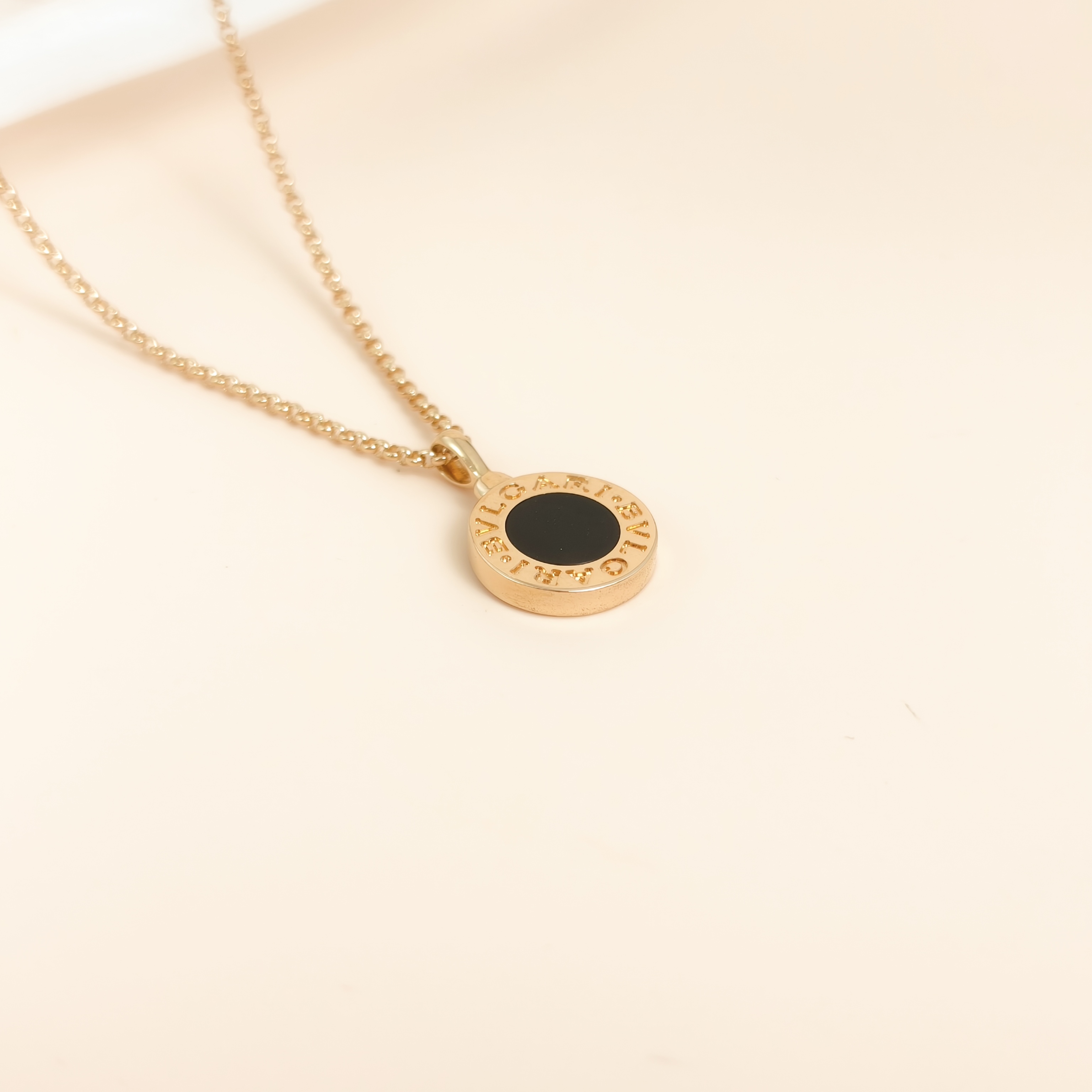 Bvlgari Necklace Collection Yellow Gold Yellow Gold 18KY ellow Gold One Size44cm — cover view 3 of 9