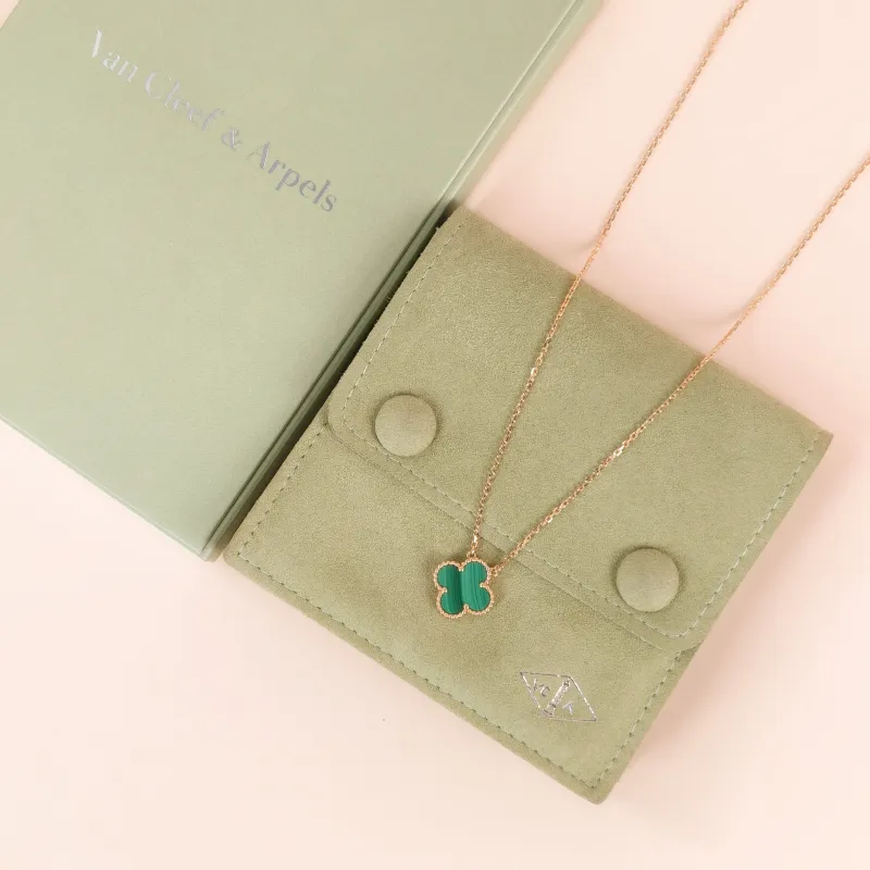 Van Cleef & Arpels Necklace Alhambra Alhambra Collection Yellow Gold 18KY ellow Gold Malachite Vintage Small 42cm — cover view 9 of 10