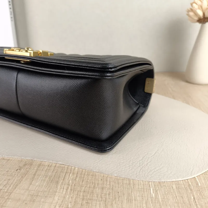 Chanel Crossbody Bag Le Boy​ Black Grained Calfskin Medium 25 × 9 × 15 cm — detail view 3 of 12