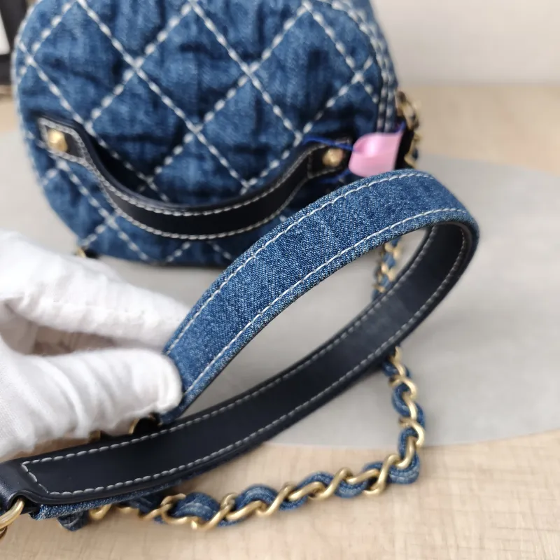 Chanel Top Handle Crossbody Bag Blue One Size17 × 13 × 18 cm — detail view 1 of 20