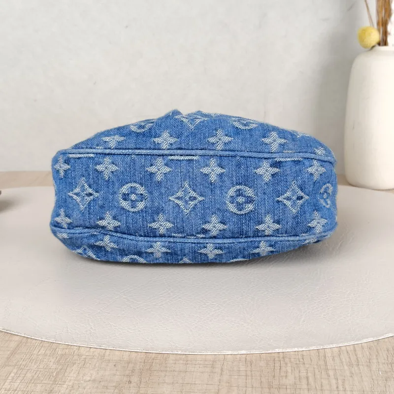 Louis Vuitton Shoulder Bag Pochette Valley Blue One Size21 × 7 × 15 cm — cover view 4 of 5