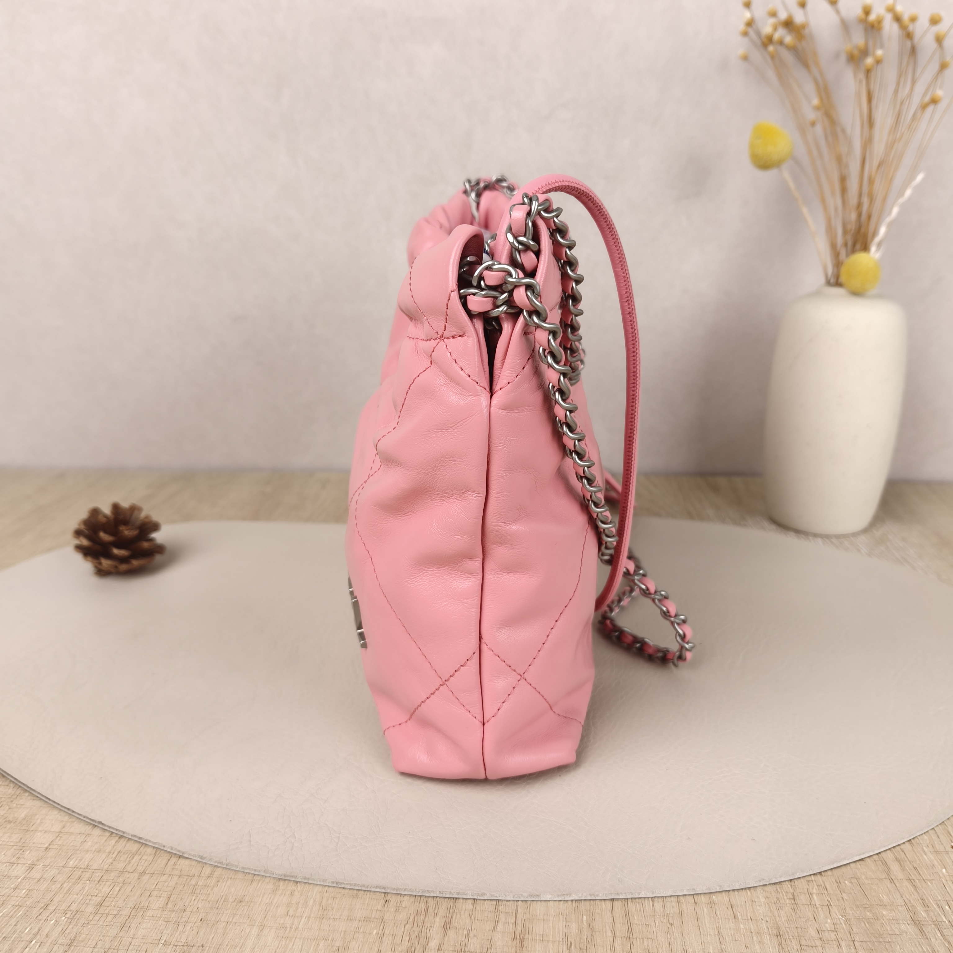 Chanel 22bagmini Pink Calfskin Microchip Edition · Dust Bag · 20 × 6 × 19 cm — cover view 2 of 8