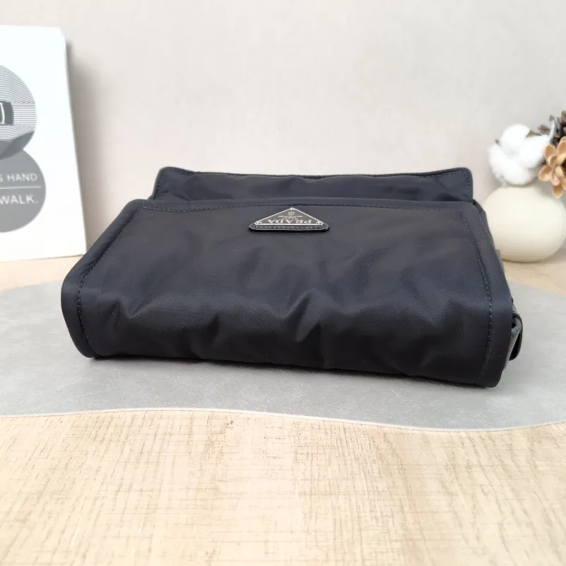 PRADA Crossbody Bag Messenger Bag Crossbody Bag Black Nylon One Size 23 × 8.5 × 17 cm — detail view 8 of 11