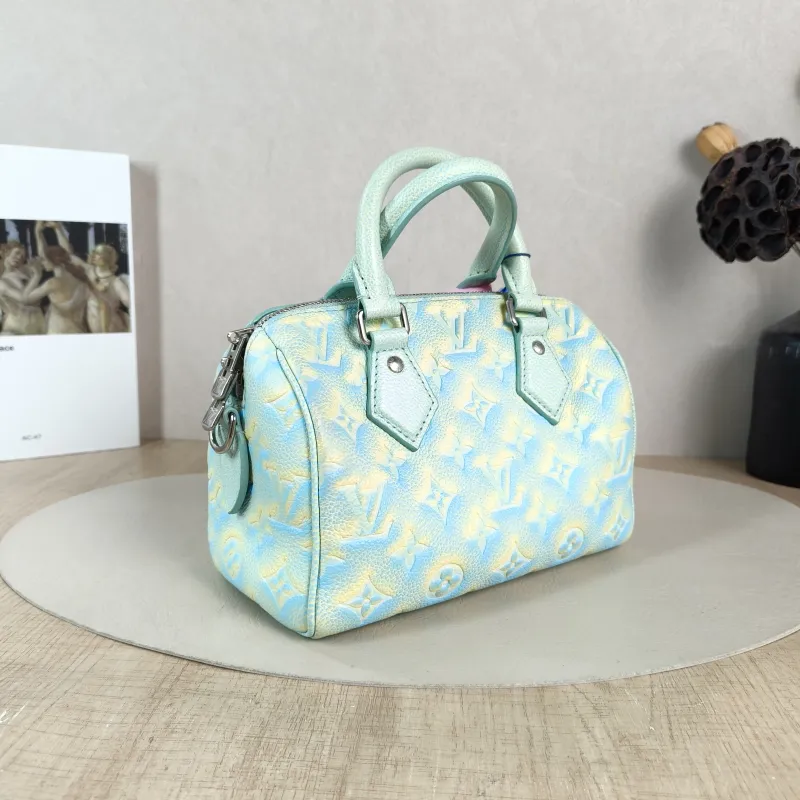 Louis Vuitton Crossbody Bag Speedy20 Collection Calfskin One Size 20.5 × 12 × 13.5 cm — cover view 2 of 6