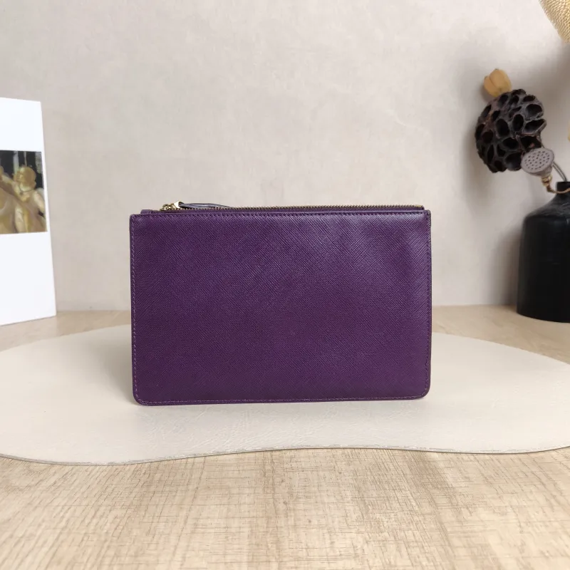 FERRAGAMO Wallet Wallet Calfskin20*13 — cover view 6 of 6