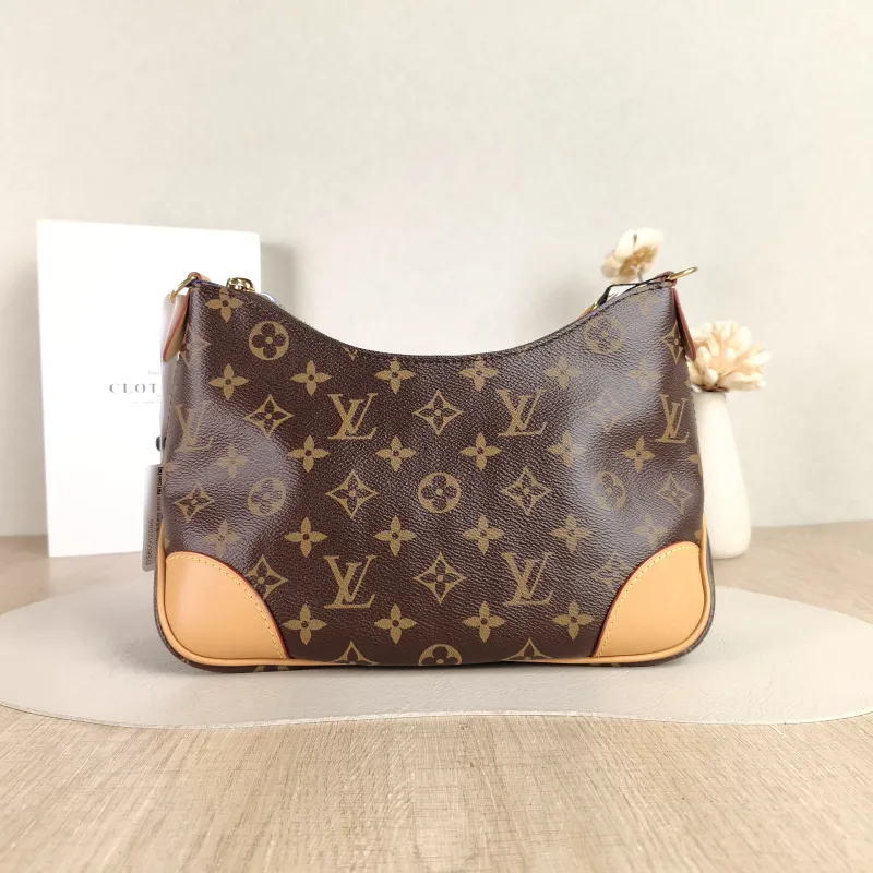Louis Vuitton Crossbody Bag Boulogne PVC Small 26 × 9.5 × 16 cm