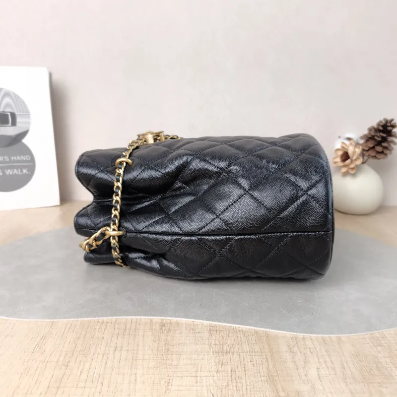 Chanel Shoulder Bag Bucket Bag Black Calfskin One Size 21 × 14 × 24 cm — detail view 1 of 10