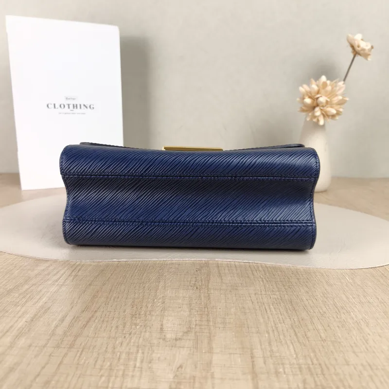 Louis Vuitton Crossbody Bag Twist Blue Epi Embossed Calfskin Medium23 × 9.5 × 17 cm — cover view 4 of 6