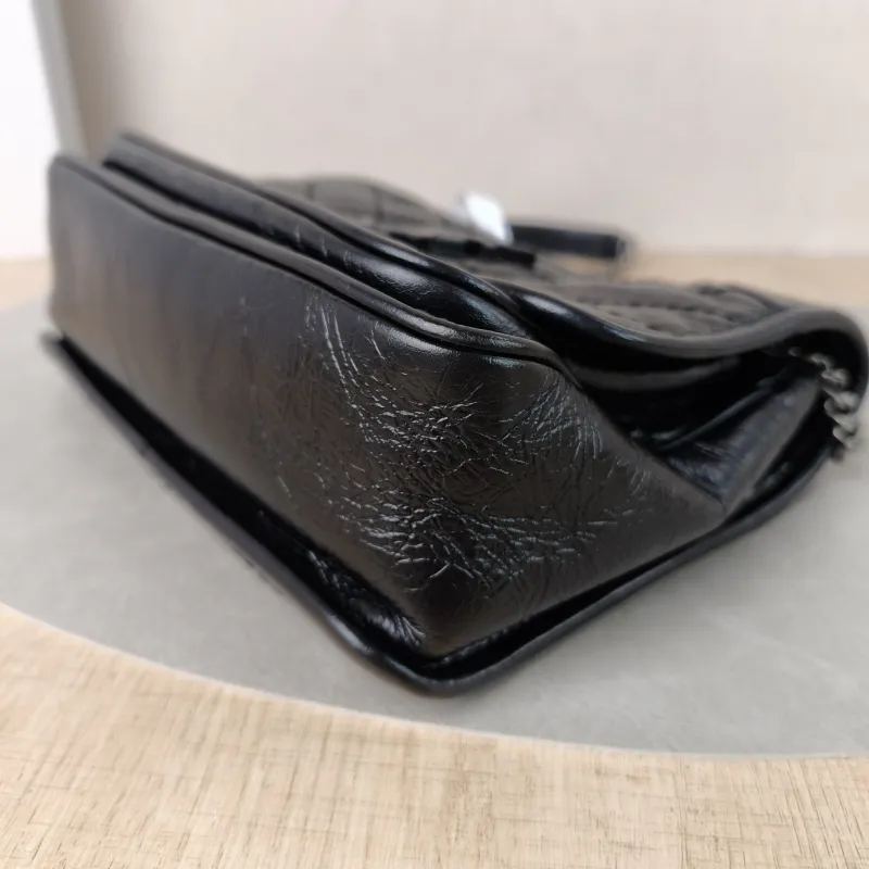 SAINT LAURENT Crossbody Bag Niki D Waxed Leather Calfskin Small21 × 7.5 × 16 cm — detail view 2 of 14