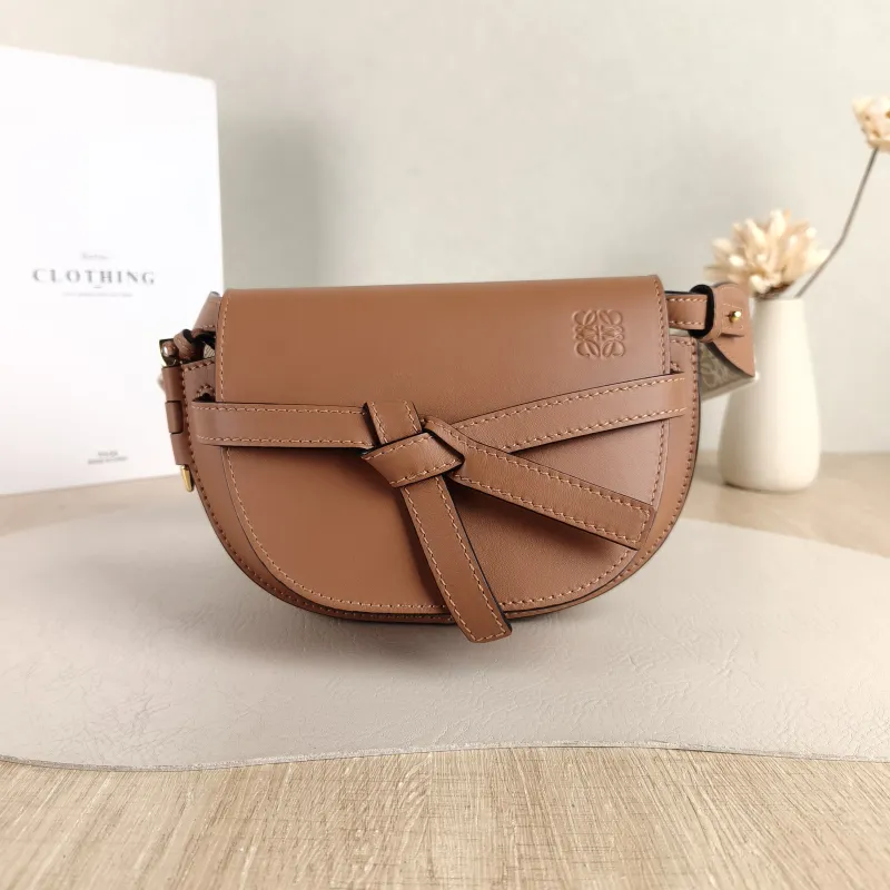 LOEWE Crossbody Bag Gate Dual Caramel Calfskin Mini 21 × 9.5 × 12.5 cm