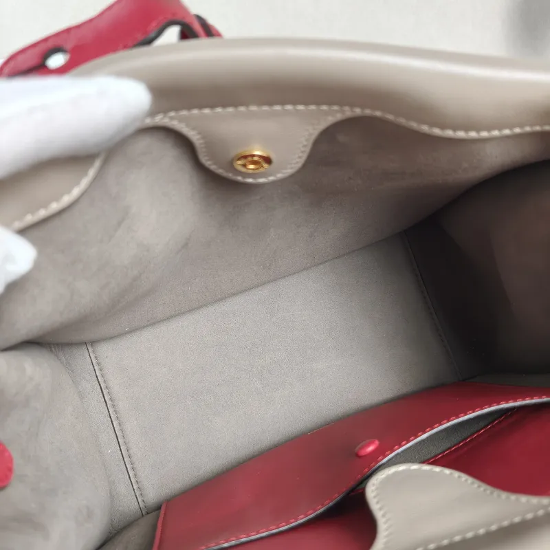 FENDI Crossbody Bag Top Handle Shoulder Crossbody Bag Colorblock Calfskin One Size 25 × 12 × 19.5 cm — detail view 7 of 11