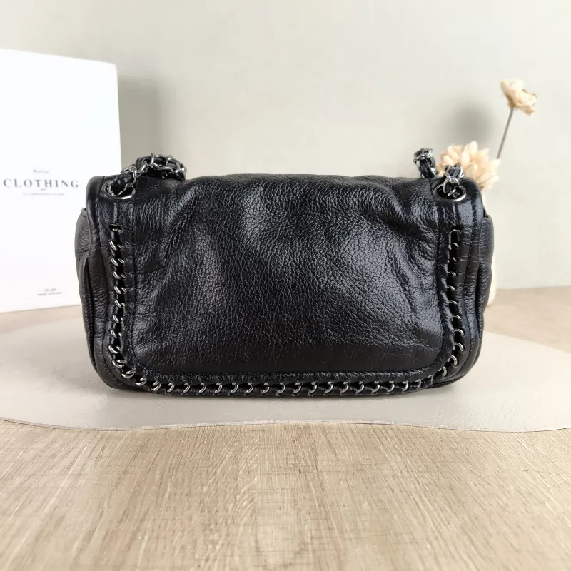 Chanel Shoulder Bag Black Calfskin 24 × 6 × 14 cm 10 Conditioned — cover view 2 of 5