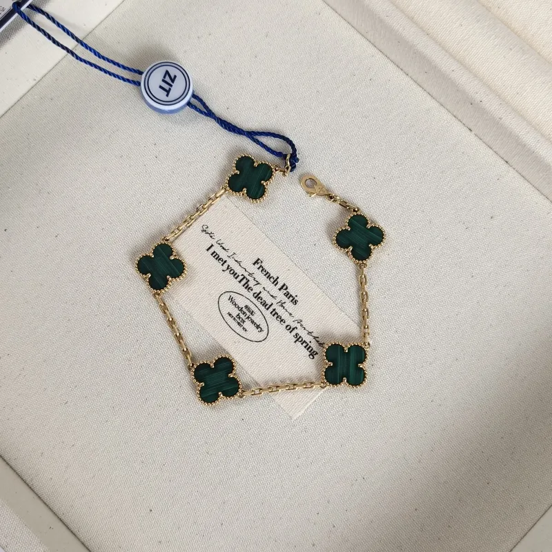 Van Cleef & Arpels Bracelet Alhambra Alhambra Collection Five-Motif Bracelet Malachite,18KY ellow Gold Vintage Small1.5 × 1.5 × 19 cm