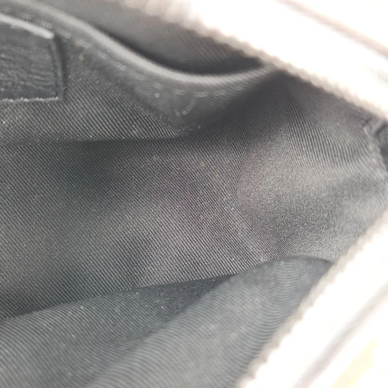 Louis Vuitton Crossbody Bag SOFT TRUNK Box Monogram PV Cmini18.5 × 8 × 13 cm — detail view 4 of 12