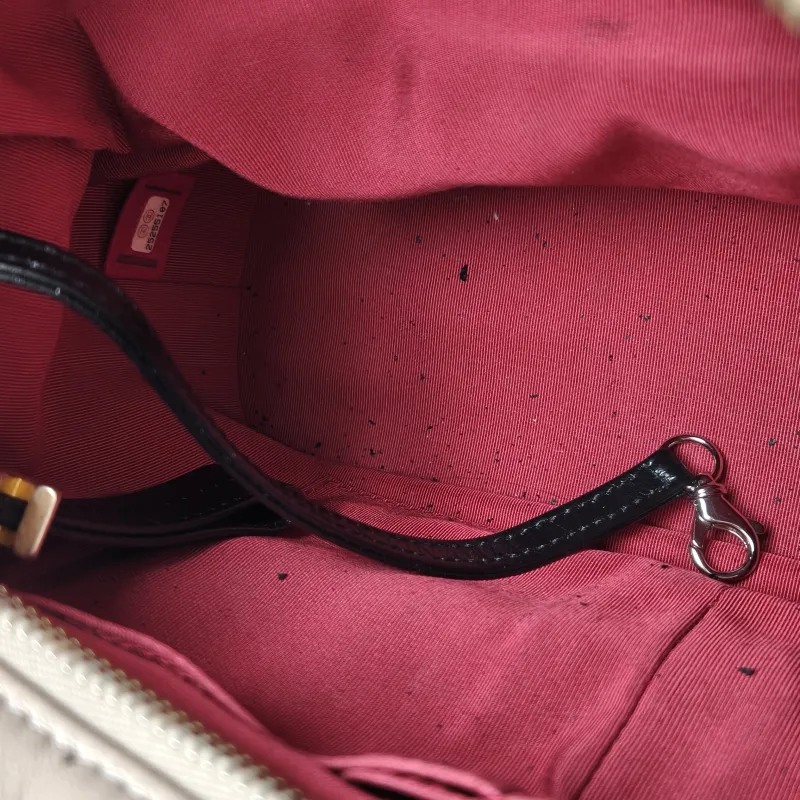 Chanel Crossbody Bag Gabrielle Gabrielle Bag Beige Black Large28 × 10 × 23 cm — detail view 13 of 13