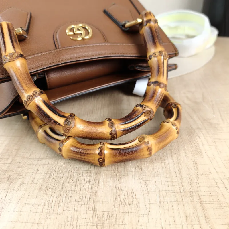 GUCCI Top Handle Bag Diana Top Handle Bag Caramel Calfskin Small 20 × 10 × 16 cm — detail view 9 of 12