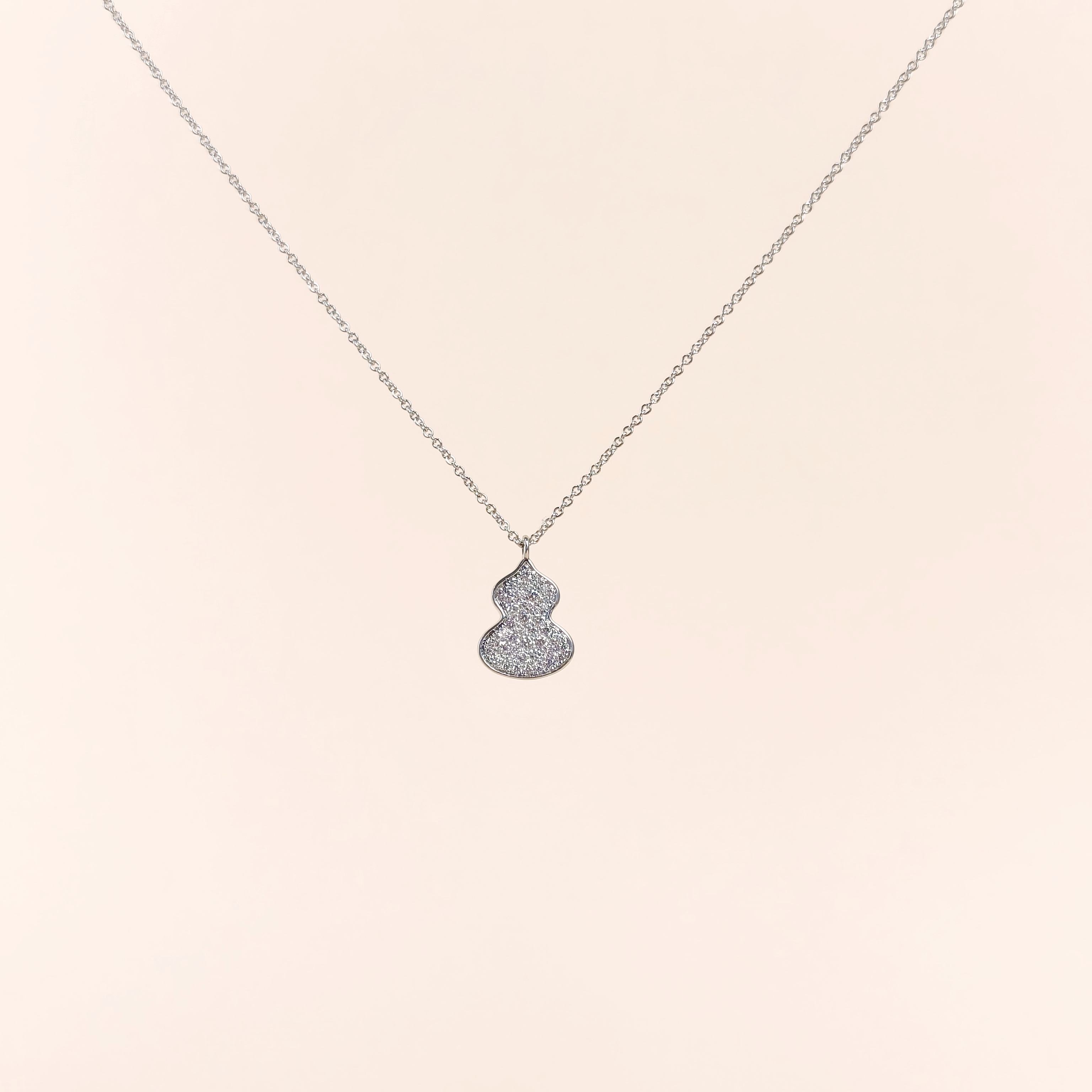 Qeelin Necklace Wulu Collection Necklace18KW hite Gold Diamond18KW hite Gold Diamond One Size1.1*40