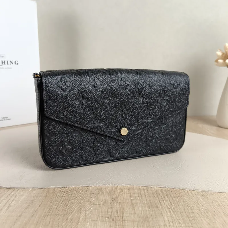 Louis Vuitton Crossbody Bag Pochette Félicie Black Calfskin Small21 × 3 × 12 cm — cover view 3 of 5