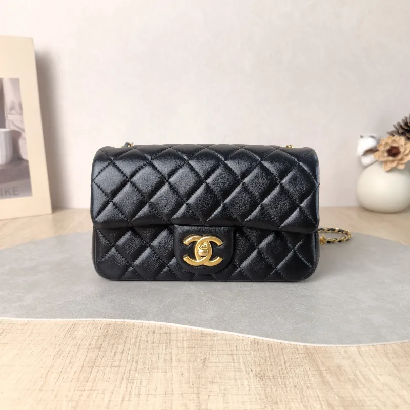 Chanel Crossbody Bag 25b c mini Black Lambskin mini 20 × 6 × 12 cm