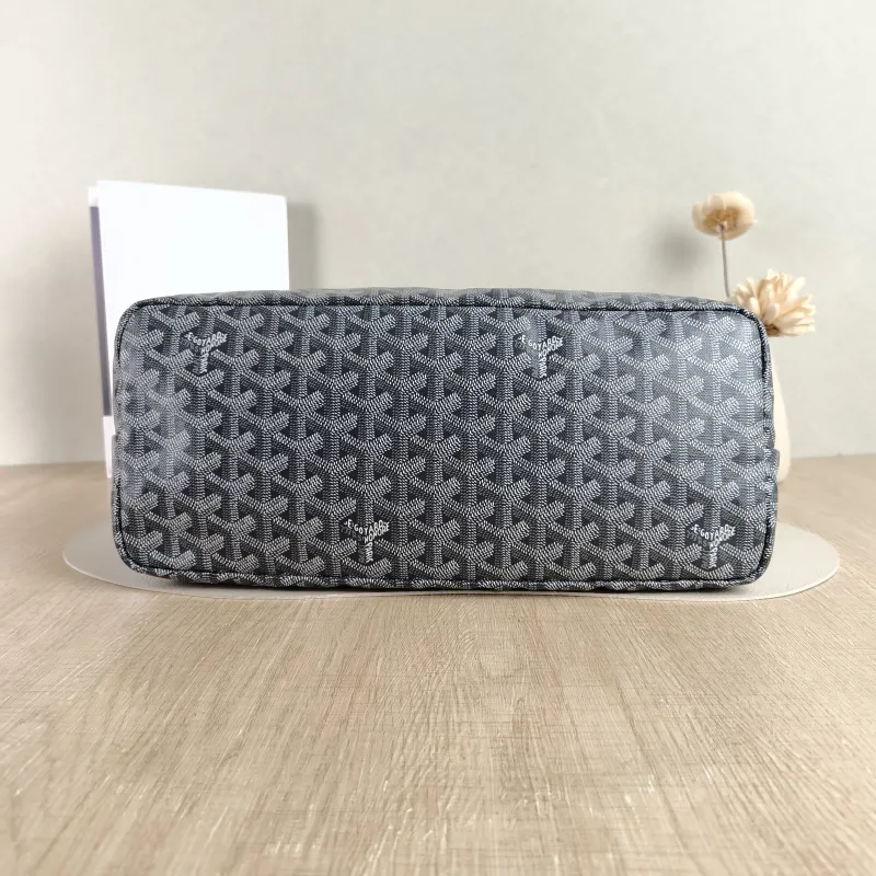 GOYARD Shoulder Bag SAINT LOUIS Shopping Tote Grey PVC Small 34 × 15 × 28 cm — cover view 4 of 5