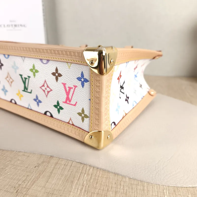 Louis Vuitton Shoulder Bag Onthego Multicolore PVC Small 25 × 11.5 × 19 cm — detail view 1 of 12