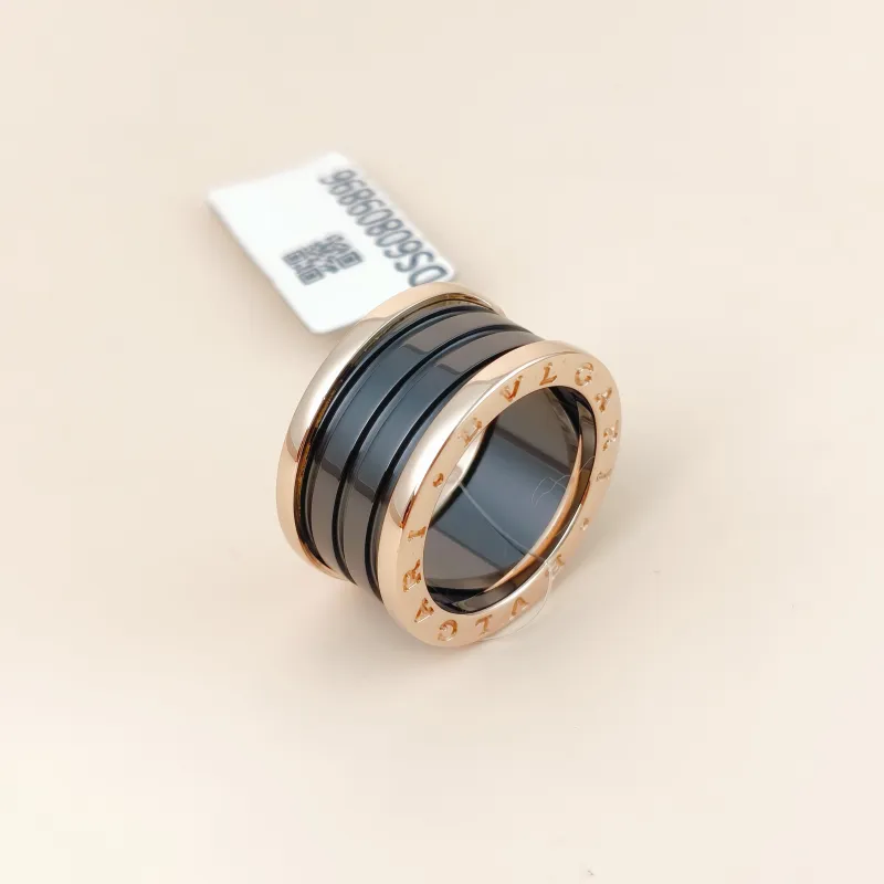 Bvlgari Ring B.ZERO1Collection Rose Gold 18KR ose Gold One Size 53 — cover view 5 of 9