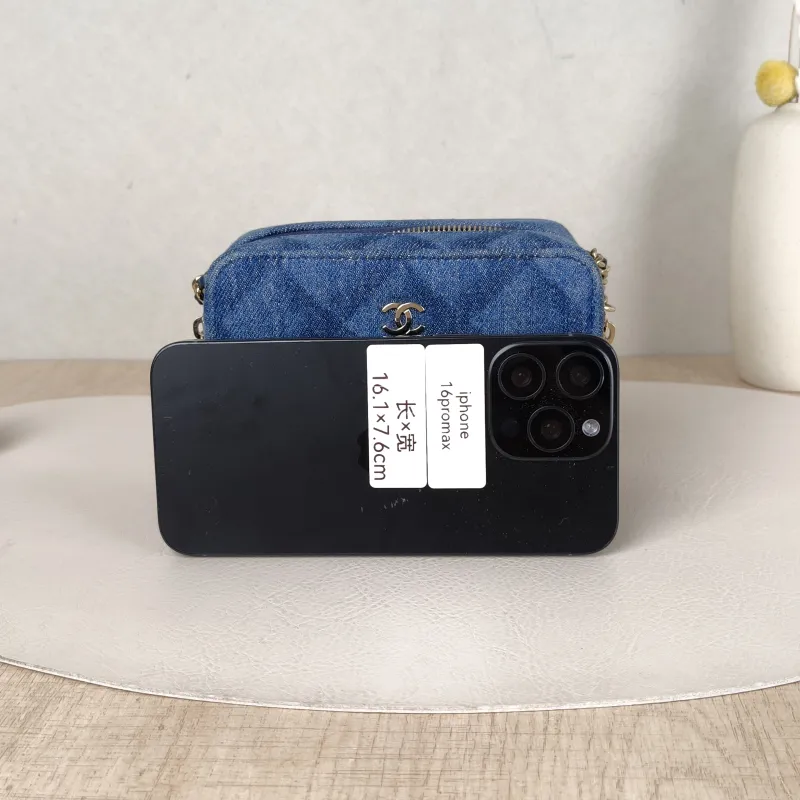 Chanel Crossbody Bag22b Box Bag Camera Bag Blue One Size14 × 7 × 10 cm — cover view 5 of 5