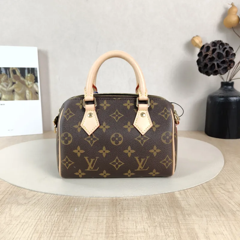Louis Vuitton Crossbody Bag Speedy 18 LV&IM onogram PVC One Size18 × 10 × 12 cm