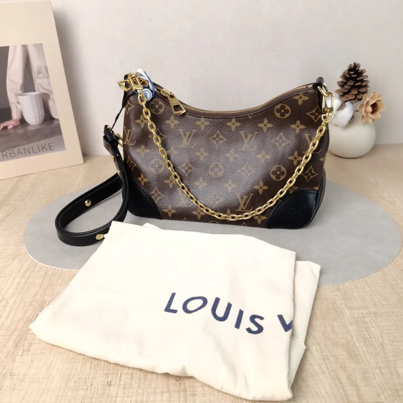 Louis Vuitton Crossbody Bag Boulogne PVC Small 26 × 9.5 × 16 cm — cover view 4 of 6
