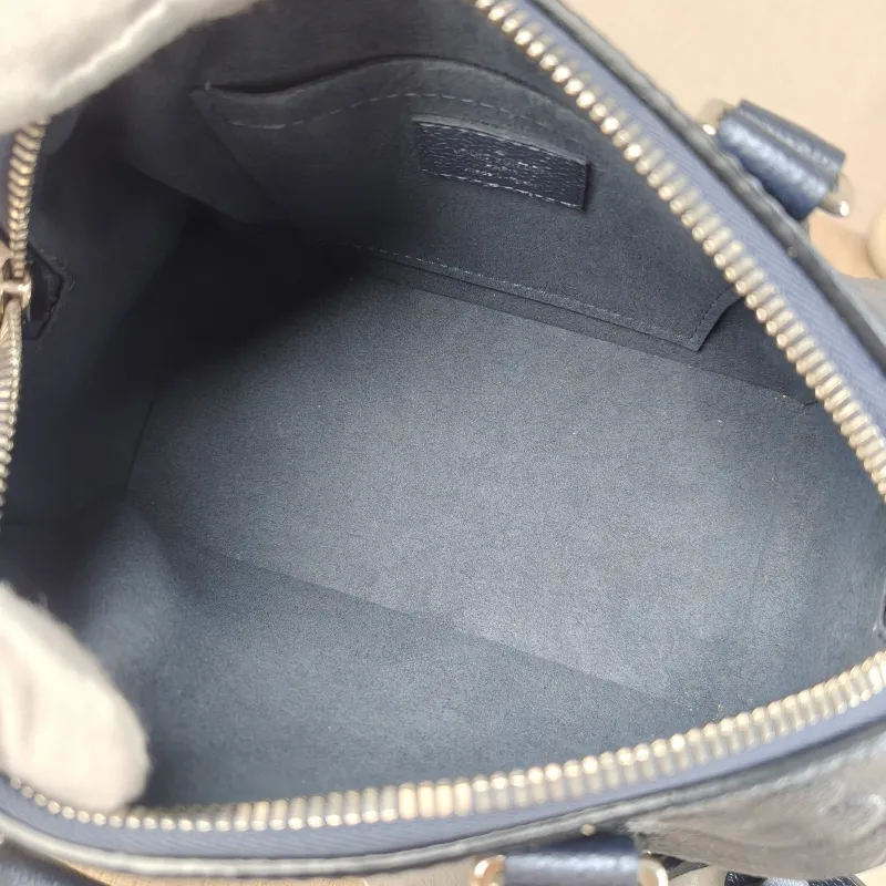 Louis Vuitton Crossbody Bag Speedy20 Empreinte Embossed Calfskin Small 20.5 × 12 × 13.5 cm — detail view 12 of 12