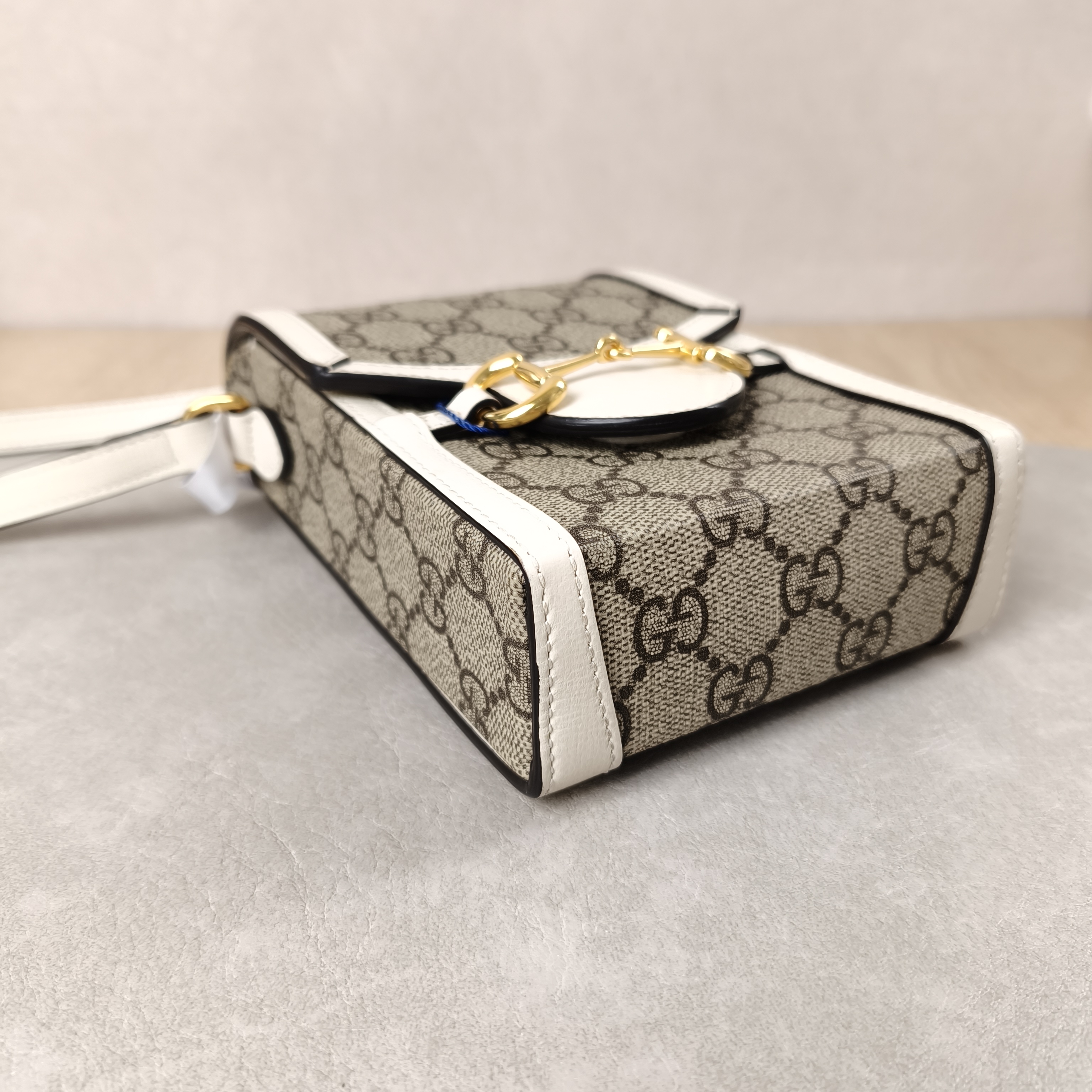 GUCCI Crossbody Bag Horsebit 1955Collection Mini White PV Cmini11.5 × 4 × 17 cm — cover view 12 of 12