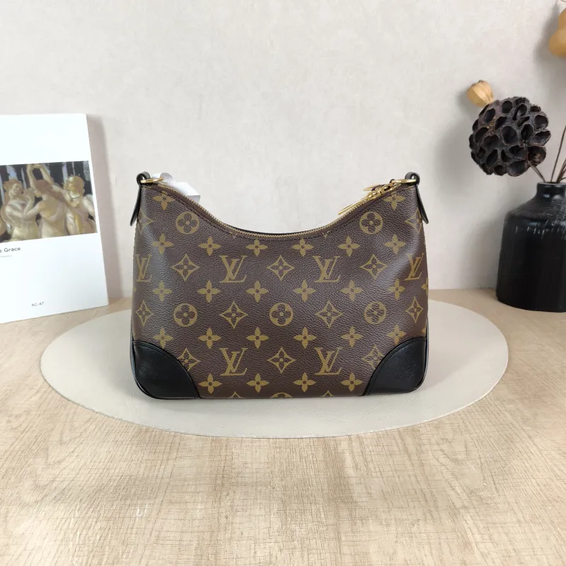 Louis Vuitton Crossbody Bag Boulogne PVC Small 26 × 9.5 × 16 cm — cover view 2 of 5
