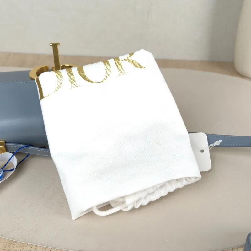 DIOR Shoulder Bag 30Montaigne 30 Calfskin Mini 15 × 4 × 11 cm — detail view 7 of 12