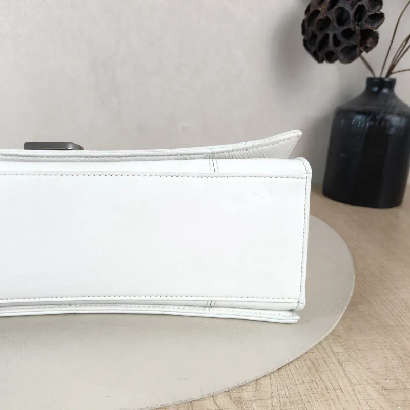 BALENCIAGA Shoulder Bag CRUSH Chain Bag White Calfskin Medium 32 × 10 × 20 cm — detail view 9 of 11