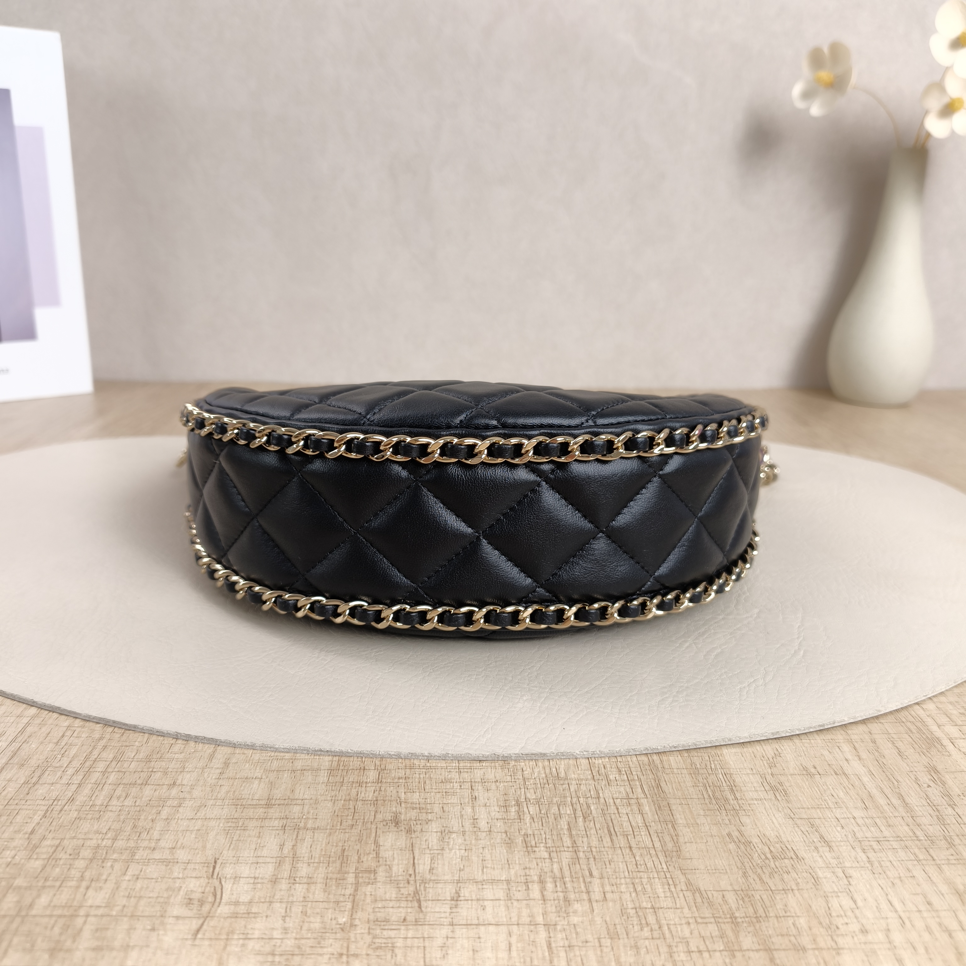 Chanel Shoulder Bag23p Black Lambskin Small20 × 6 × 15 cm — cover view 2 of 10