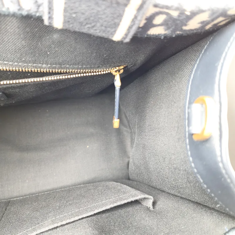 DIOR Shoulder Bag Book Tote Shoulder Strap Edition Blue Canvas · Calfskin Medium 36.5 × 16.5 × 28 cm — detail view 2 of 12