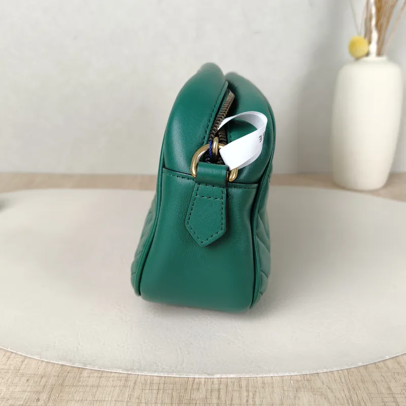 GUCCI Crossbody Bag GG Marmont Marmont Camera Bag Green Calfskin Small24 × 7 × 13 cm — detail view 11 of 13
