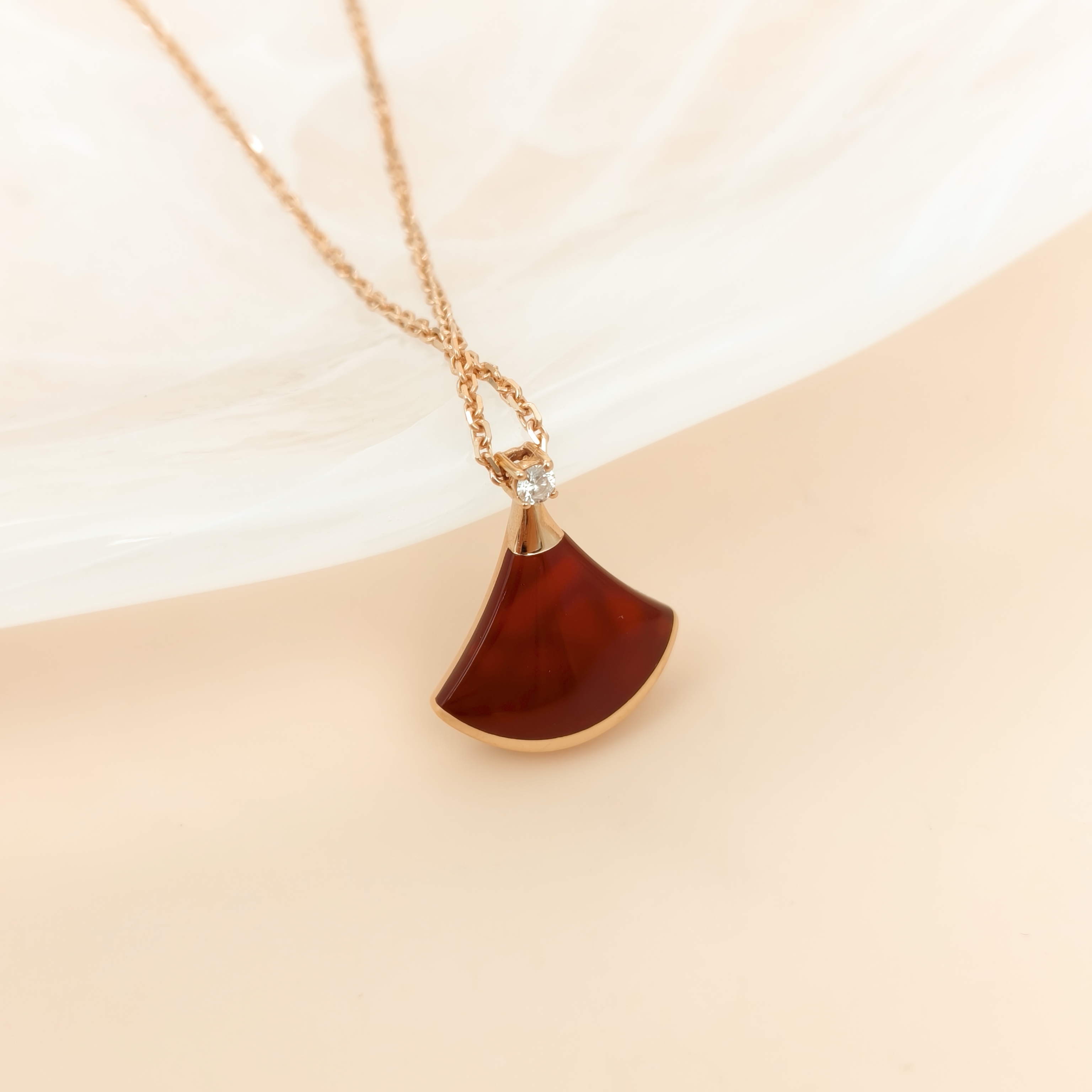 Bvlgari Necklace DIVAS’ DREAM Collection Diamond18KR ose Gold Small Pendant1.5cm 44cm — cover view 2 of 10