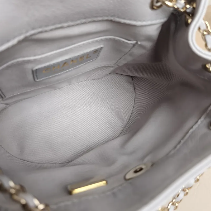 Chanel Backpack Duma Grey Grained Calfskin Small16.5 × 10 × 17.5 cm — detail view 8 of 11