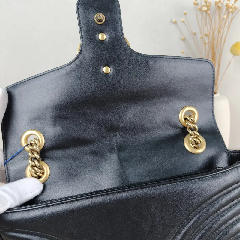 GUCCI Crossbody Bag GG Marmont Medium Marmont 26 Black CC alfskin Medium 26 × 7 × 15 cm — detail view 9 of 13